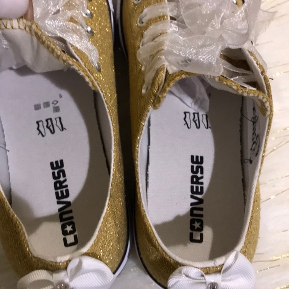 Shoes - Picture 7 of 7